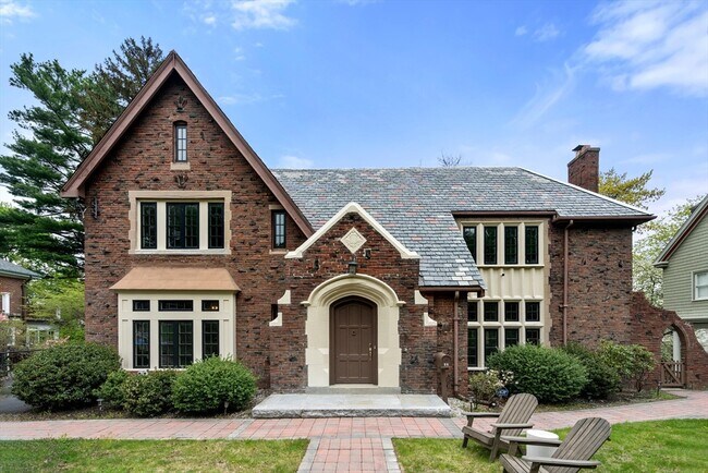 Primary Photo - 17 Chestnut Hill Terrace