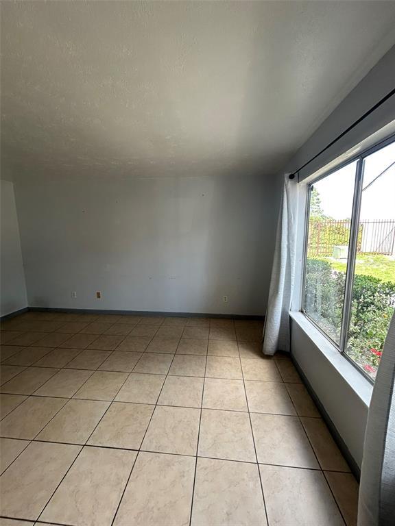 Building Photo - 2243 Lyme Bay Dr