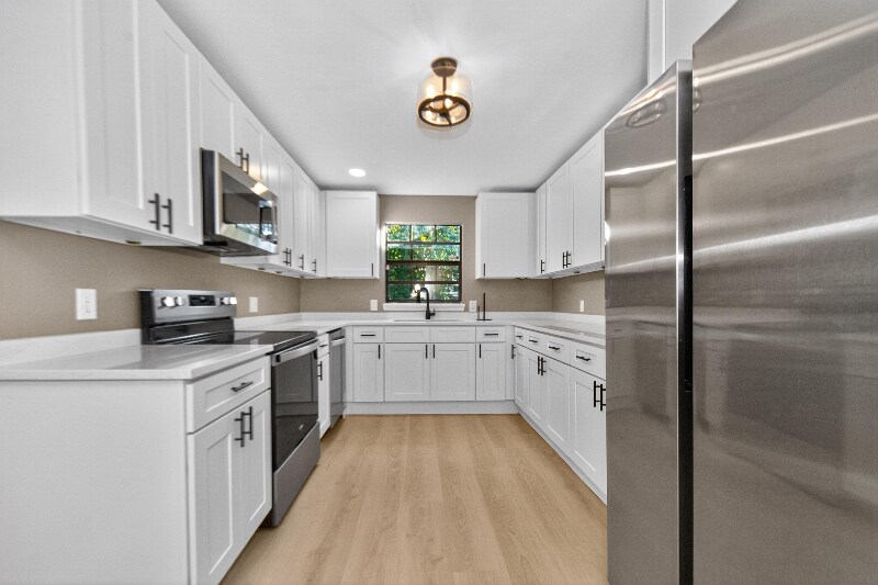 Building Photo - 512 Mason Ave