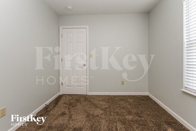 Building Photo - 2287 Cedarmill Dr