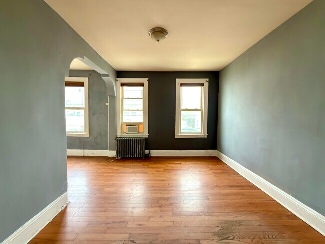 Building Photo - 225 Lembeck Ave