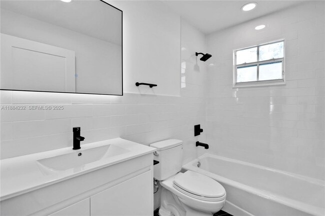 Building Photo - 407 NW 45th St