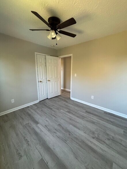 Bedroom 3 - 3685 Appian Way