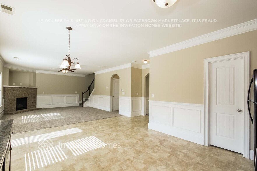 Building Photo - 6368 Flat Rock Ln