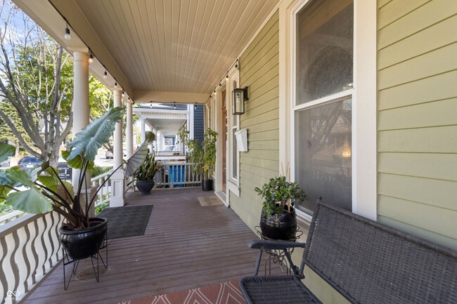 Building Photo - 1401 Marlowe Ave