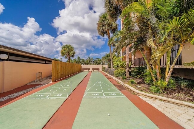 Building Photo - 51 Island Way