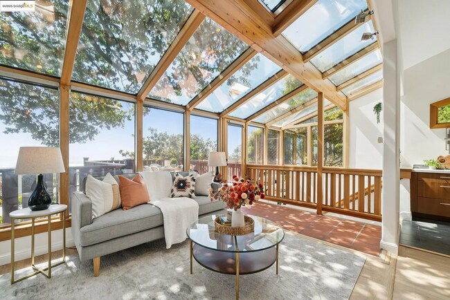 Building Photo - Berkeley Hills Beauty with Bay Views & Ele...