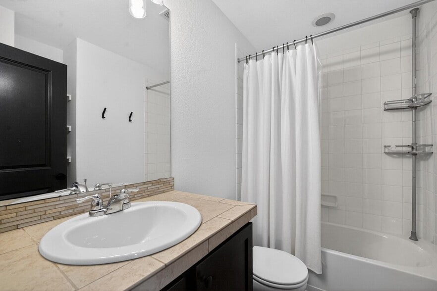 Building Photo - 1654 Aspen Meadows Cir