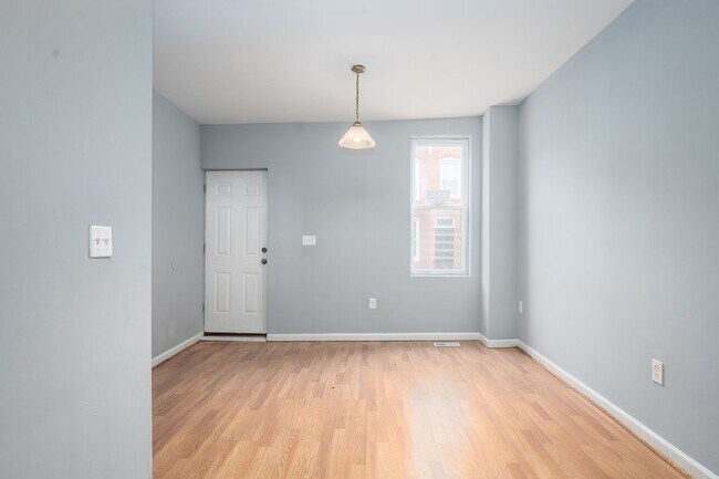 Building Photo - Two Bedroom Rental for Immediate Move In West Baltimore