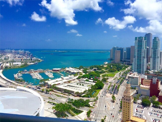 Building Photo - 888 Biscayne Blvd