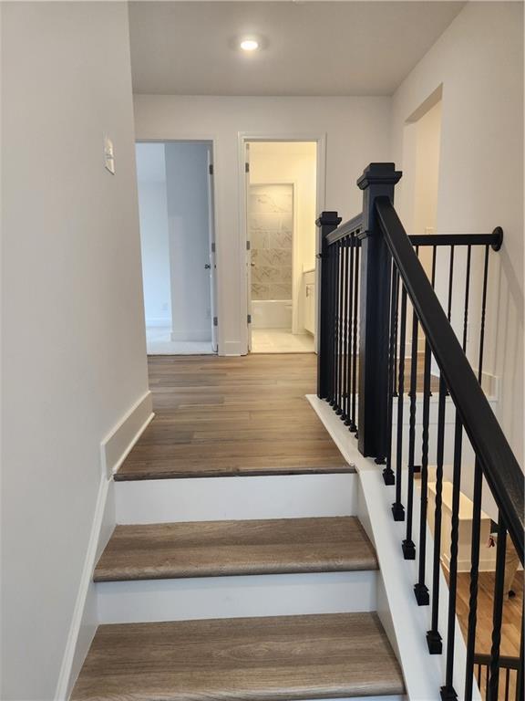 Building Photo - 301 Fraley Dr