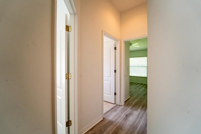 Building Photo - 957 Windward Way