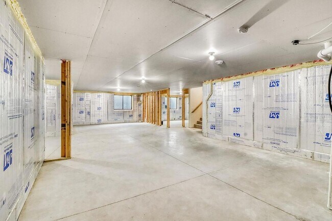 Building Photo - 2439 River's Bend Dr E