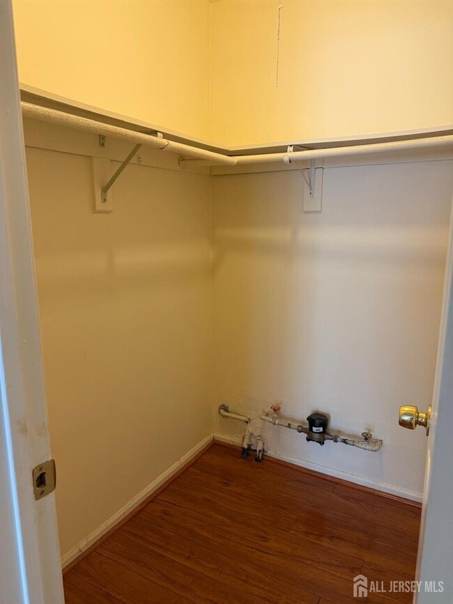 Building Photo - 161 Andover Pl