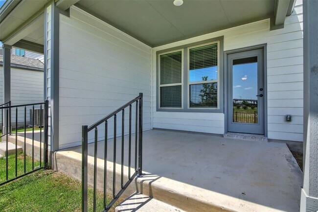 Building Photo - 2725 Woodall Dr