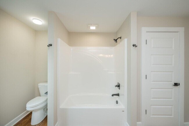 Building Photo - 1106 Morningside Dr