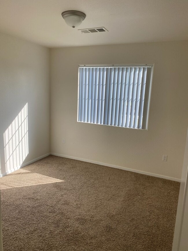 Building Photo - 467 Descanso Bay Ct