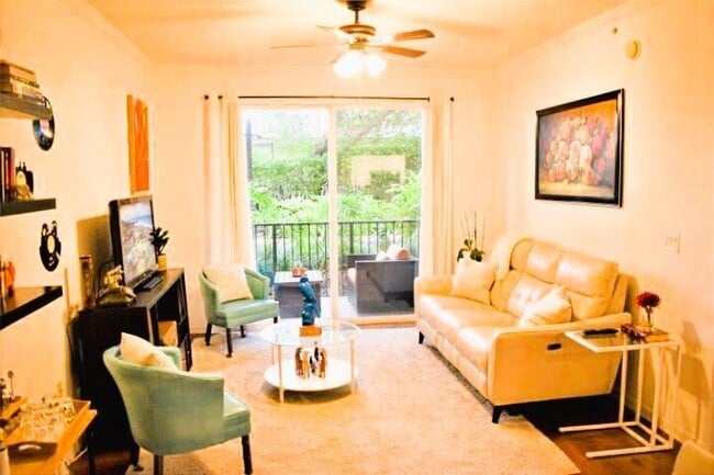 Building Photo - 1801 N Flagler Dr