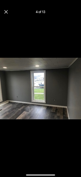 Building Photo - 654 Emerson St