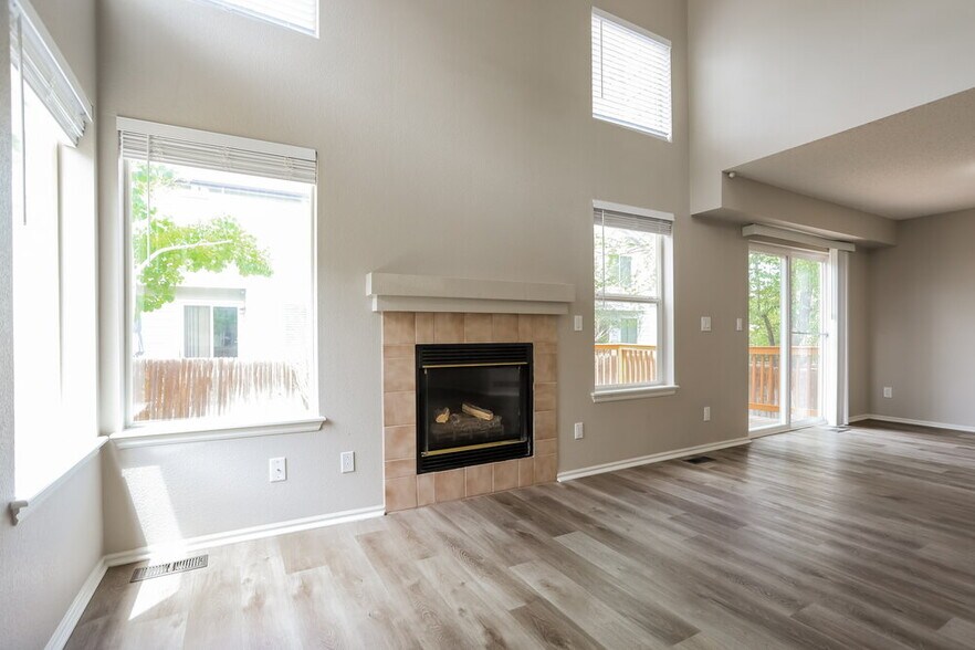 Building Photo - 16379 Bluebell Pl