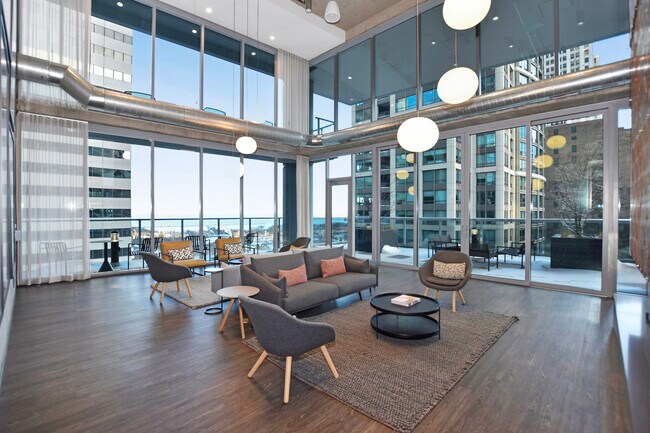 Building Photo - 60 E Randolph St