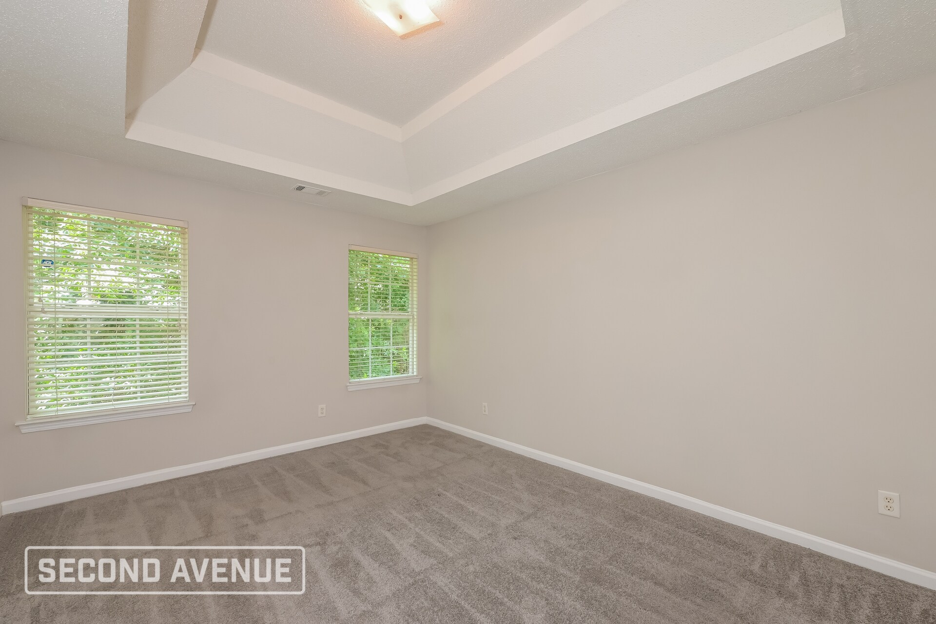Building Photo - 149 Kentwood Springs Dr