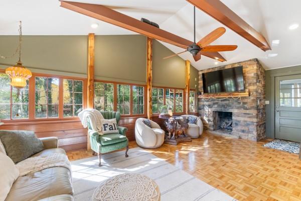 Building Photo - 60 Crescent Dr