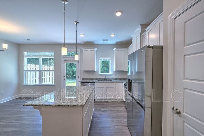 Building Photo - 26 Jaycee Ct