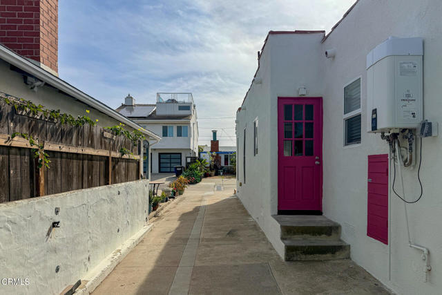 Building Photo - 117 Van Nuys Ave