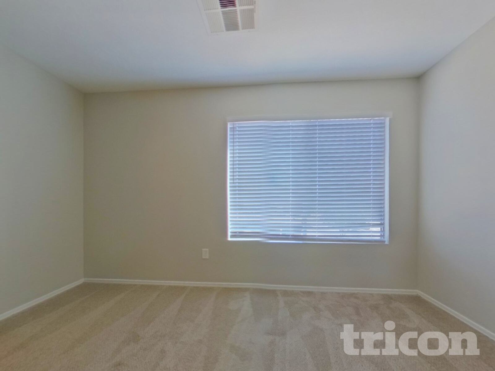 Building Photo - 7413 S 40th Ln