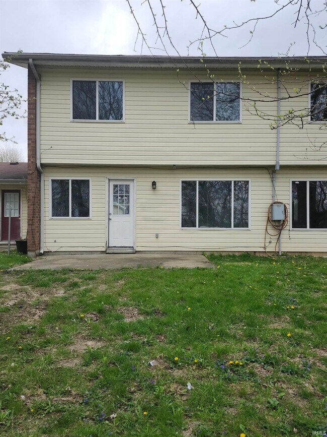Building Photo - 38042 Dow Ct