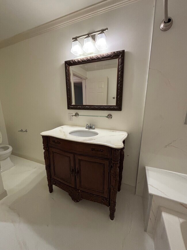 Building Photo - 10615 Honey Brook Cir