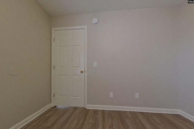 Building Photo - 1306 May Oak Cir
