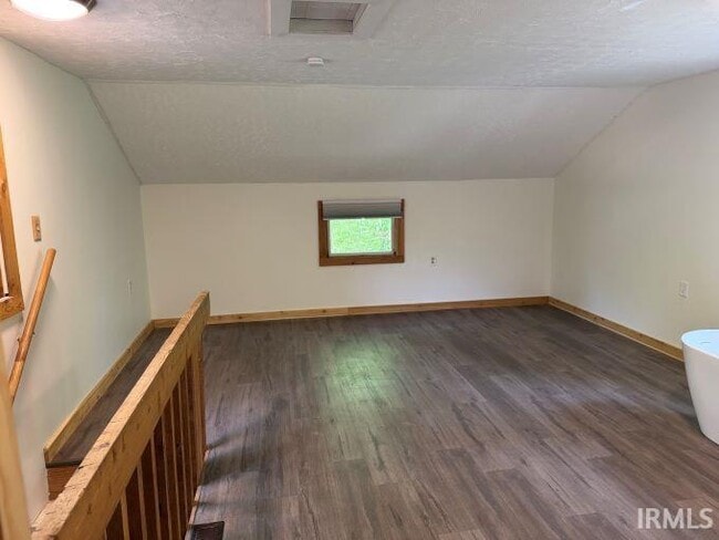 Building Photo - 5870 IN-46