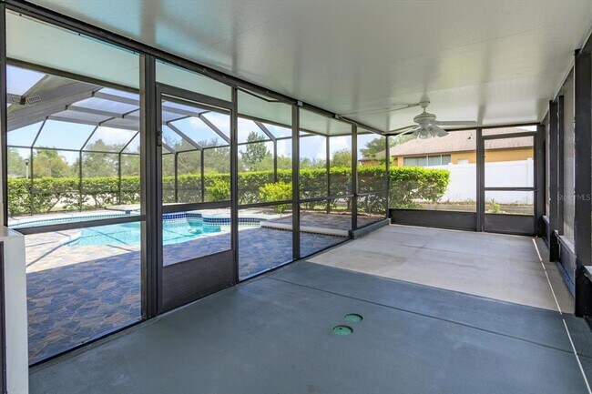 Building Photo - 606 Buckhaven Loop