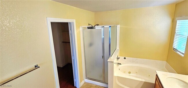 Building Photo - 5876 Capsicum Ct