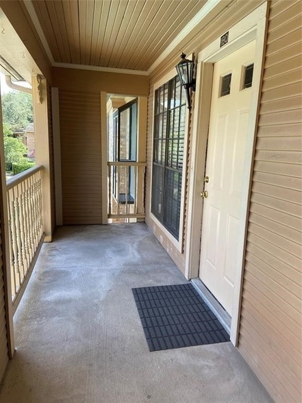 Building Photo - 1311 Antoine Dr