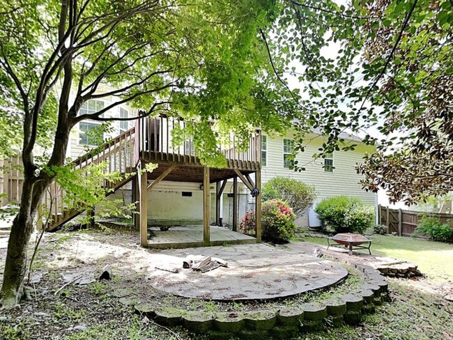 Building Photo - 224 Farrington Dr