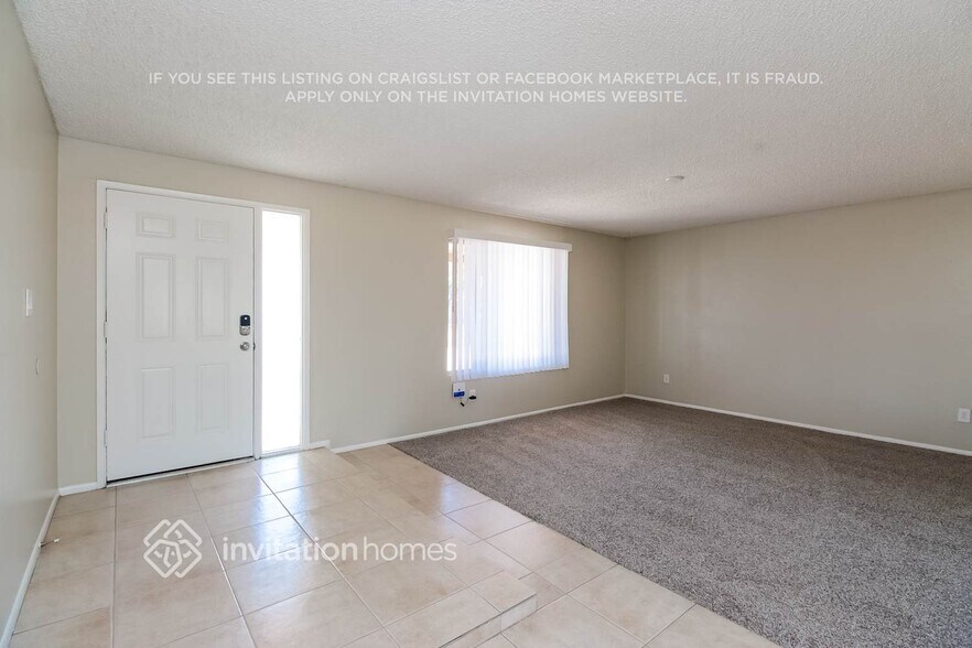 Building Photo - 12042 N 28th Pl