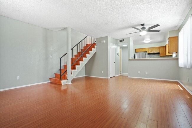 Building Photo - 2-Bedroom, 2-Bath Condo in Prime Torrance ...