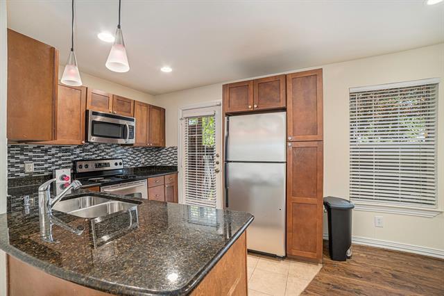 Building Photo - 4702 Bradford Dr