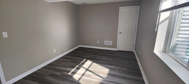 Building Photo - 2158 Pumpkin Ridge Ct