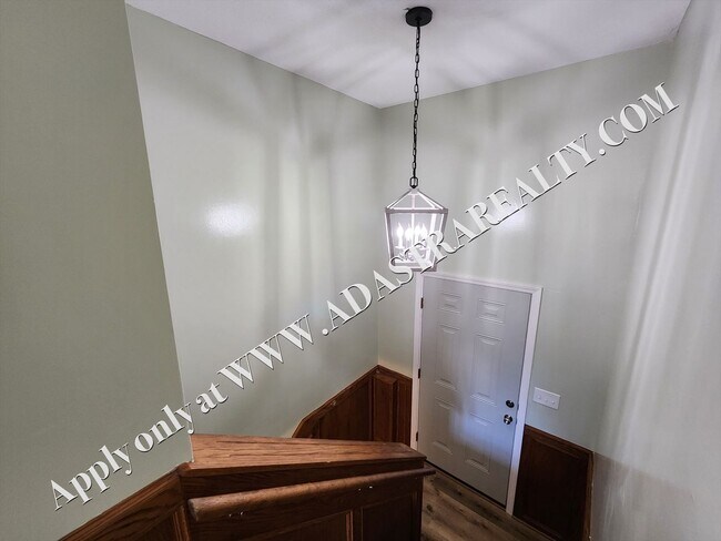 Building Photo - Nice Updated 2 Bed 1.5 Bath Duplex in Basehor-Available NOW!!
