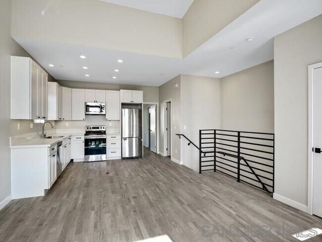 Building Photo - HAW - Herman Ave