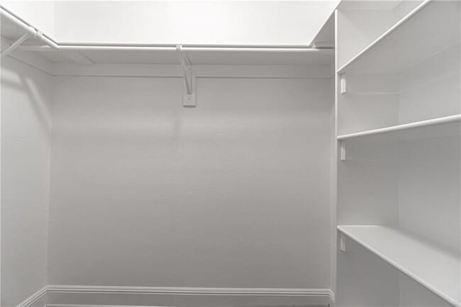 Building Photo - 802 Baker St NW