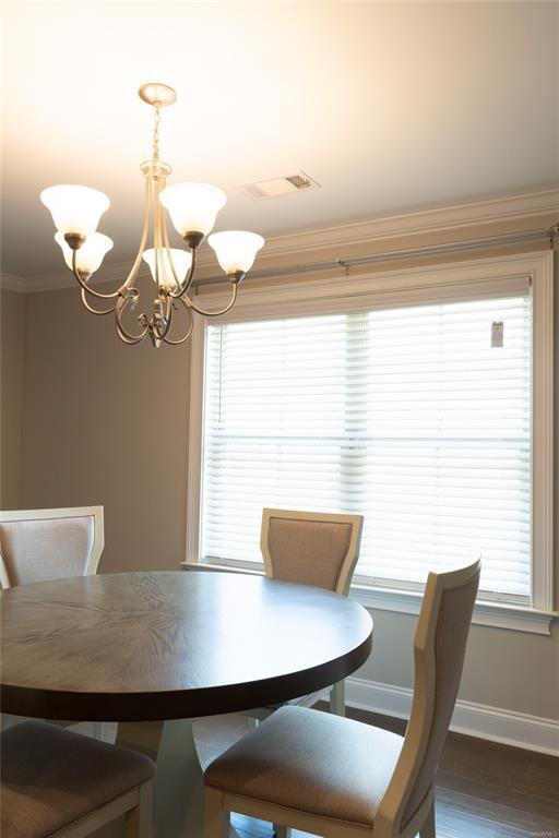 Building Photo - 950 Wheat Ridge Dr