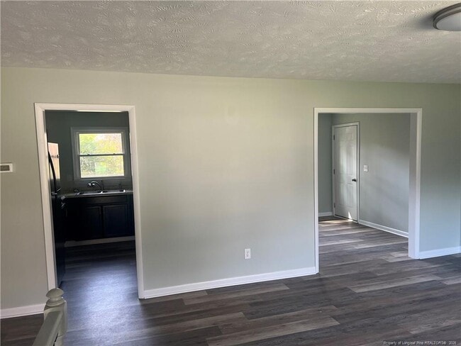 Building Photo - 1215 Patrick Dr