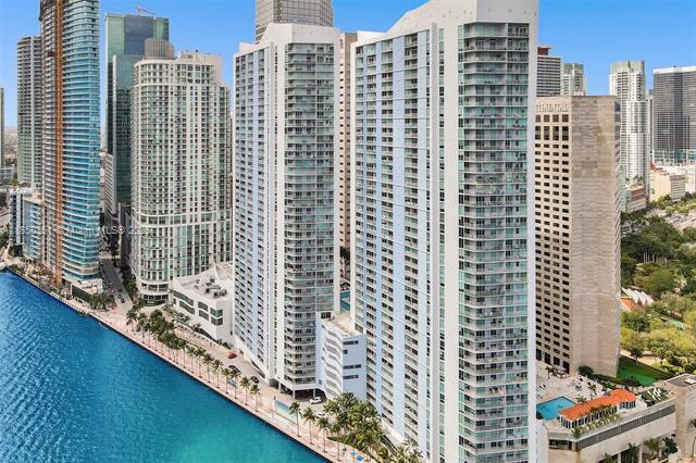 Building Photo - 335 S Biscayne Blvd