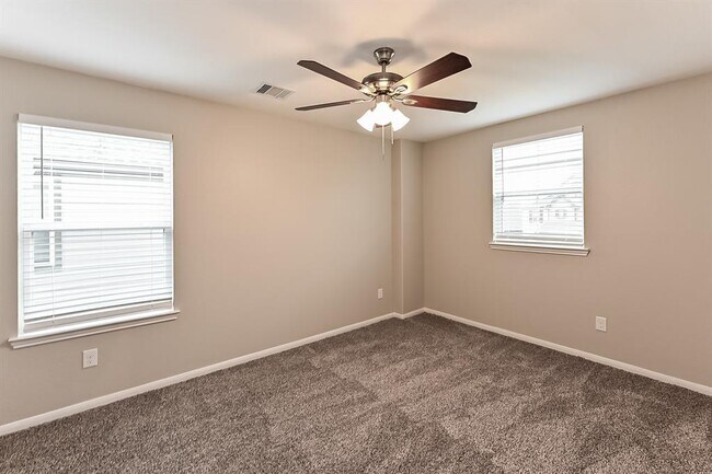 Building Photo - 15319 Kinord Run Dr