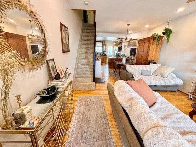 Charming 3 bedroom South Philly Great Loc... - Charming 3 bedroom South Philly  Great Loc...